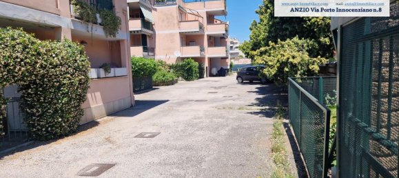 Квартира с 4 комнатами в Неттуно, Италия № 233839 19