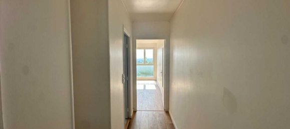 Estudio en Rouen, France No. 190916 9