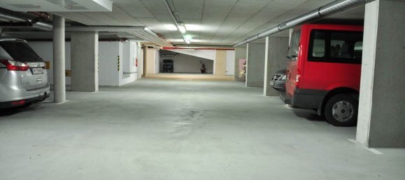 Garage in Wien, Austria, Nr. 204561 8