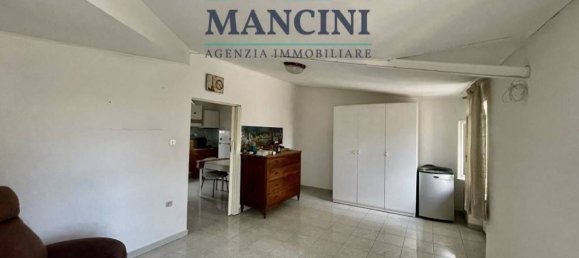 5 rooms Apartment in Jesi, Italy No. 133302 7