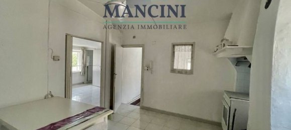 5 rooms Apartment in Jesi, Italy No. 133302 13