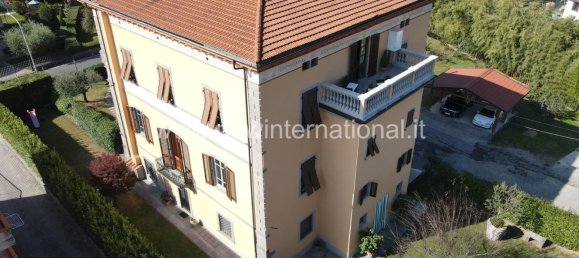 Villa de 18 habitaciónes en Fabbriche di Vergemoli, Italy No. 116208 7