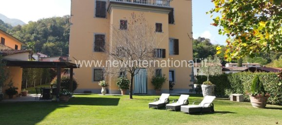 Villa de 18 habitaciónes en Fabbriche di Vergemoli, Italy No. 116208 8