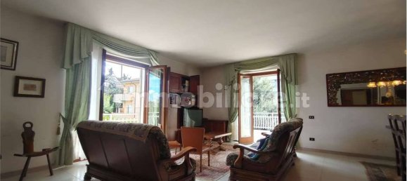 Apartamento T4 em Giano dell'Umbria, Italy N.º 262794 7