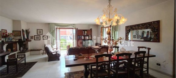 Apartamento T4 em Giano dell'Umbria, Italy N.º 262794 3