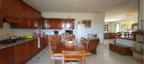 Apartamento T4 em Giano dell'Umbria, Italy N.º 262794 13