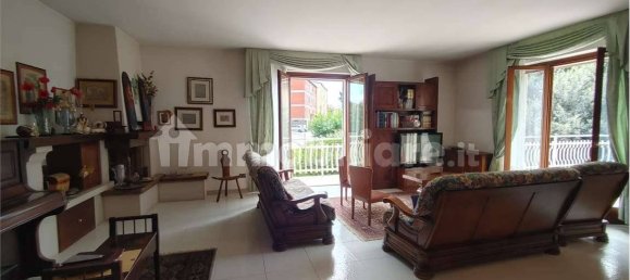 Apartamento T4 em Giano dell'Umbria, Italy N.º 262794 6