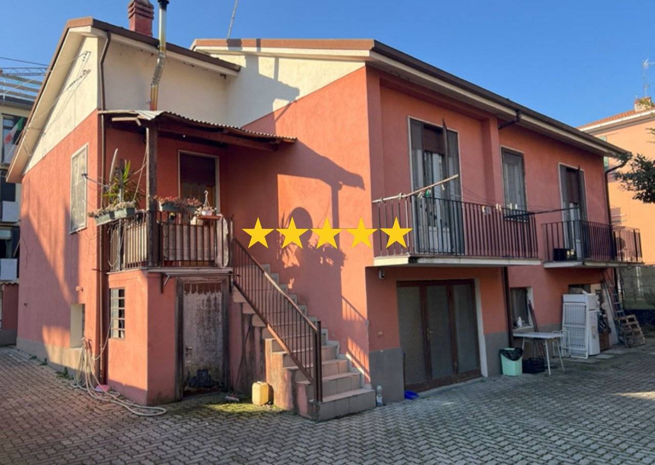 5 chambres Villa à Mortara, Italy No. 373375