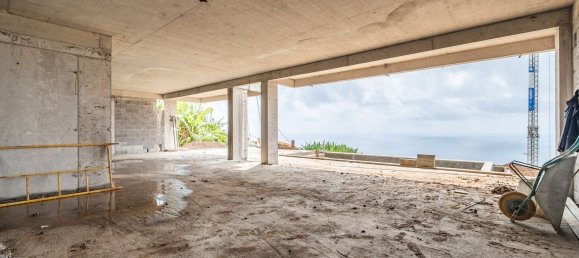 3 bedrooms House in Calheta, Portugal No. 139652 34