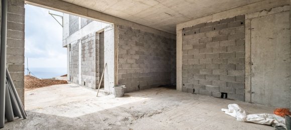 3 bedrooms House in Calheta, Portugal No. 139652 32