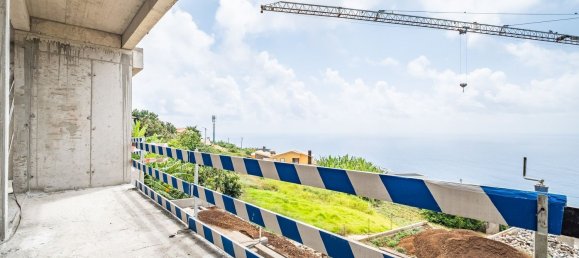 3 bedrooms House in Calheta, Portugal No. 139652 23