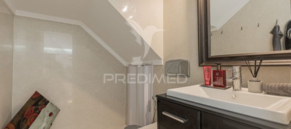 4 bedrooms House in Barreiro, Portugal No. 85038 10