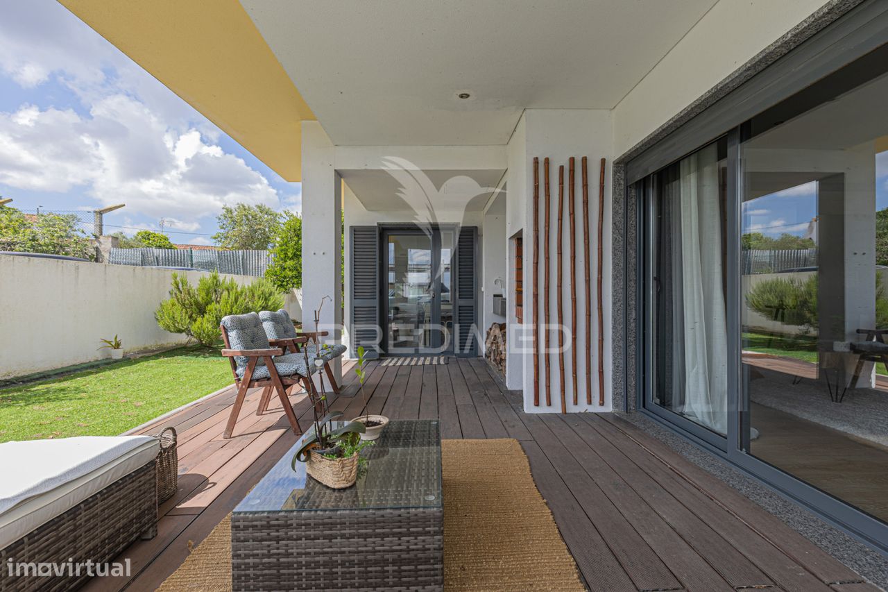 4 bedrooms House in Barreiro, Portugal No. 85038