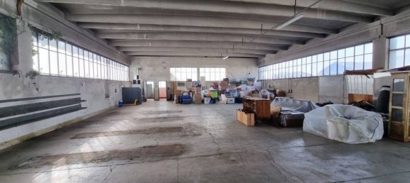 Склад 2530м² в Галларате, Италия № 163303 19