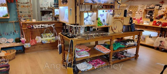 Gewerbliche Immobilie in Vence, France 28m², Nr. 190685 2