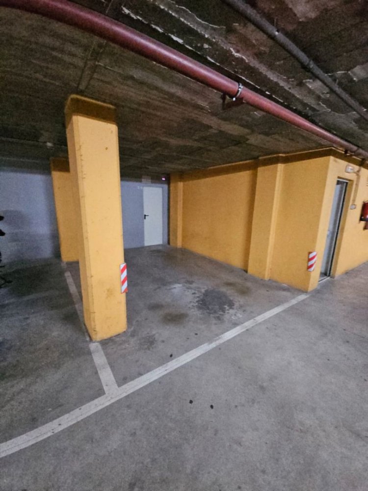 Garage in Lleida, Spain 17m², Nr. 247203