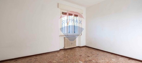 3 rooms Apartment in Cupramontana, Italy No. 5672 3