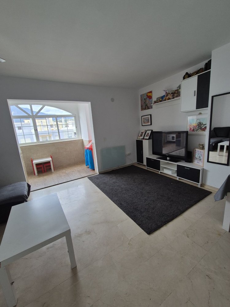 4 Schlafzimmer Wohnung in Estepona, Spain, Nr. 136647