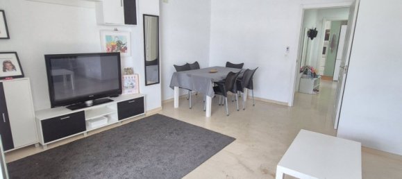4 Schlafzimmer Wohnung in Estepona, Spain, Nr. 136647 2