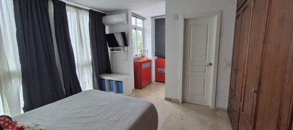 4 Schlafzimmer Wohnung in Estepona, Spain, Nr. 136647 16