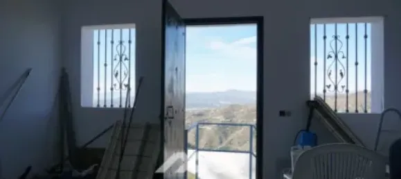 5 bedrooms House in Sayalonga, Spain No. 50377 11