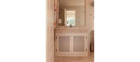 2 غرف نوم بانتهاوس في Marbella, Spain رقم 191109 15