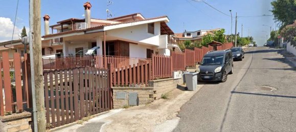 Casa de 5 dormitorios en Guidonia Montecelio, Italy No. 335037 4