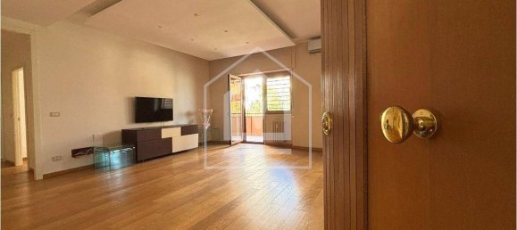 3 bedrooms Apartment in Bari, Italy No. 262800 8