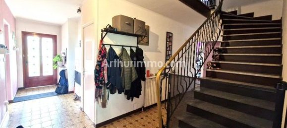 10 bedrooms House in Lons-le-Saunier, France No. 305257 6