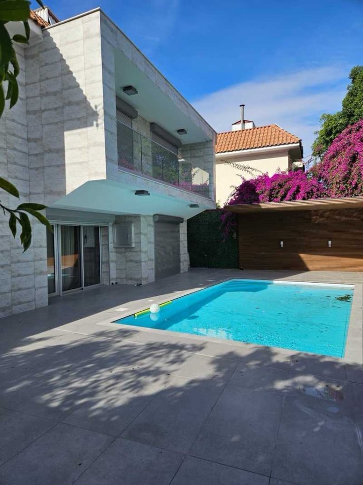 5 bedrooms Commercial property in Germasogeia, Cyprus No. 17076