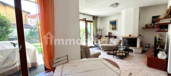 3 Schlafzimmer Villa in Barasso, Italy, Nr. 340640 36