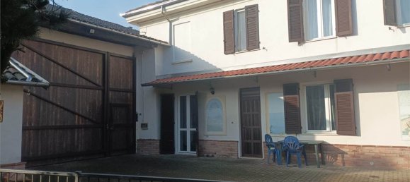 3 Schlafzimmer Haus in Alessandria, Italy, Nr. 67222 2