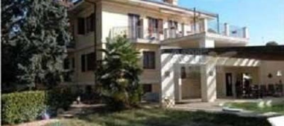 2 Schlafzimmer Haus in Cherasco, Italy, Nr. 259459 36