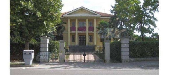 2 Schlafzimmer Haus in Cherasco, Italy, Nr. 259459 2