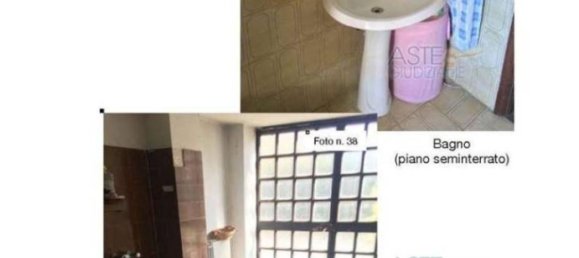 2 Schlafzimmer Haus in Cherasco, Italy, Nr. 259459 21