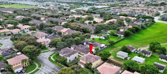 4 Schlafzimmer Villa in Miami, USA, Nr. 615334 28