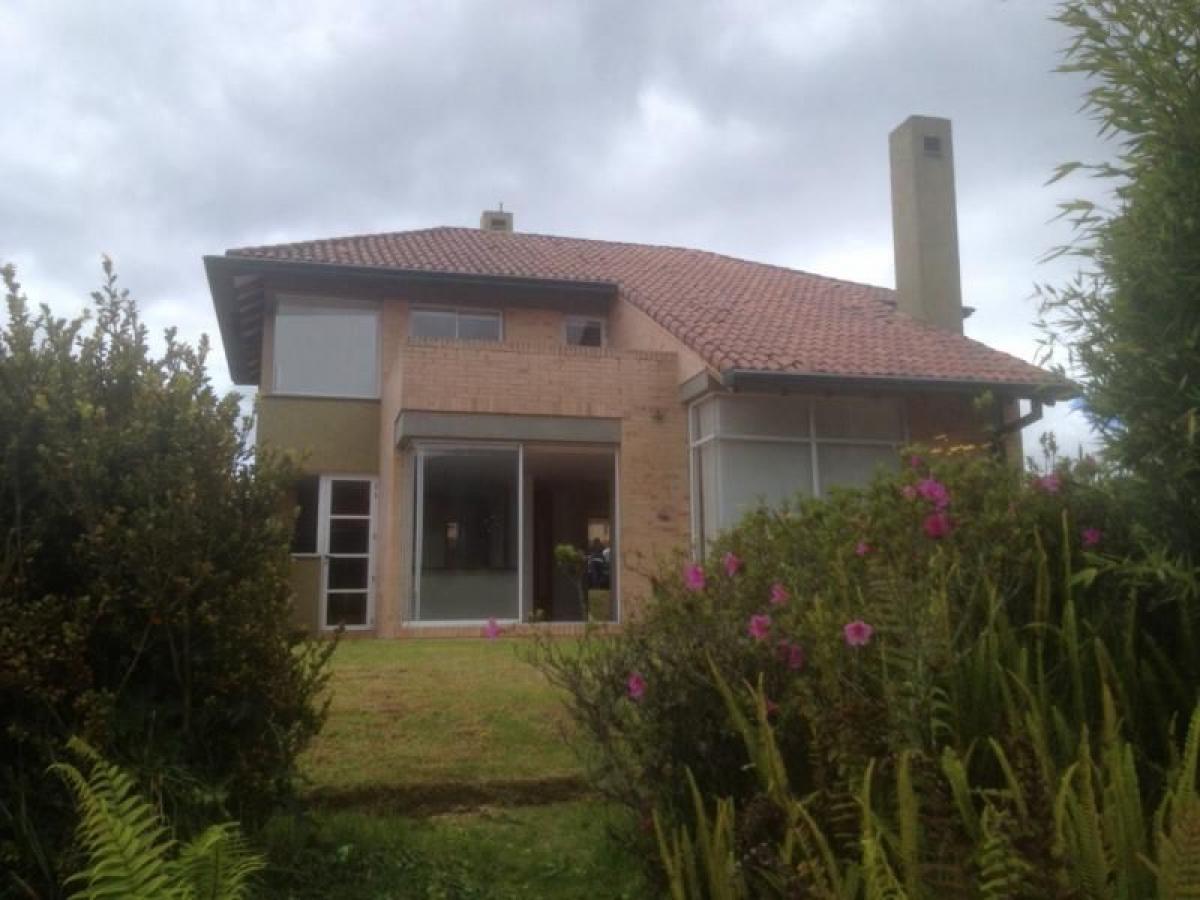 Casa T3 em Cundinamarca, Colombia N.º 2402