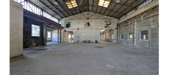 1360m² Commercial property in Gropello Cairoli, Italy No. 298561 2