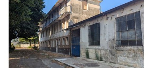 1360m² Commercial property in Gropello Cairoli, Italy No. 298561 8