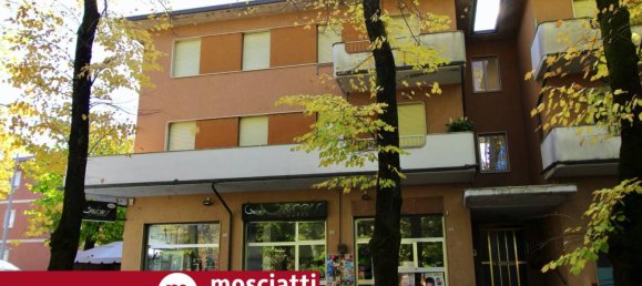 3 bedrooms Apartment in Matelica, Italy No. 86046 3