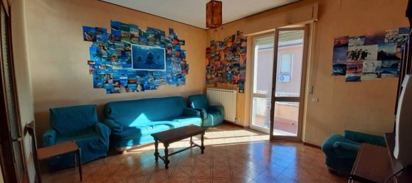 3 bedrooms Apartment in Matelica, Italy No. 86046 5