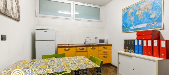 174m² Office in Chieri, Italy No. 299736 4