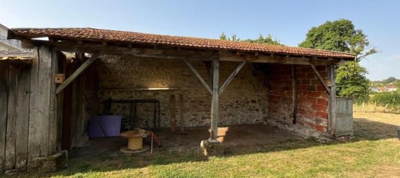 2 bedrooms House in Saint-Leonard-de-Noblat, France No. 337739 11