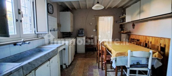 Casa de 4 dormitorios en Capannori, Italy No. 169030 24