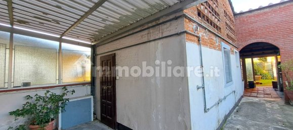 Casa de 4 dormitorios en Capannori, Italy No. 169030 22