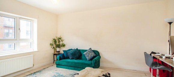 3 bedrooms Townhouse in Watford, United Kingdom No. 6130 4