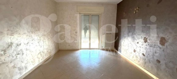3 chambres Appartement à Bari, Italy No. 357203 2
