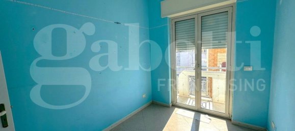 3 chambres Appartement à Bari, Italy No. 357203 8