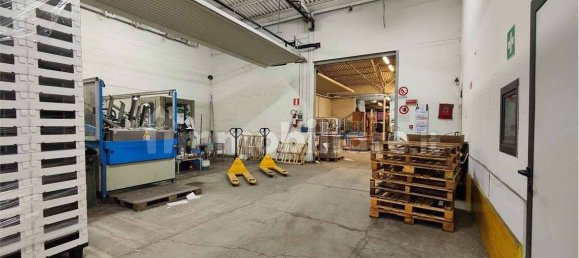 5غرفة مستودع في Porcari, Italy رقم 115451 28