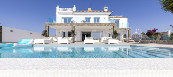 5 bedrooms Villa in Estepona, Spain No. 276674 23